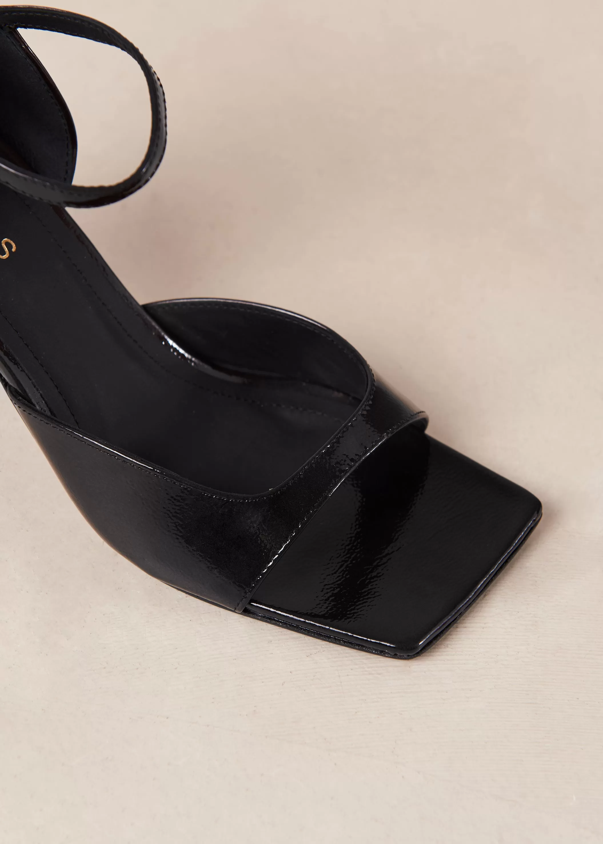 Beijos Onix Black Coffee Leather Sandals